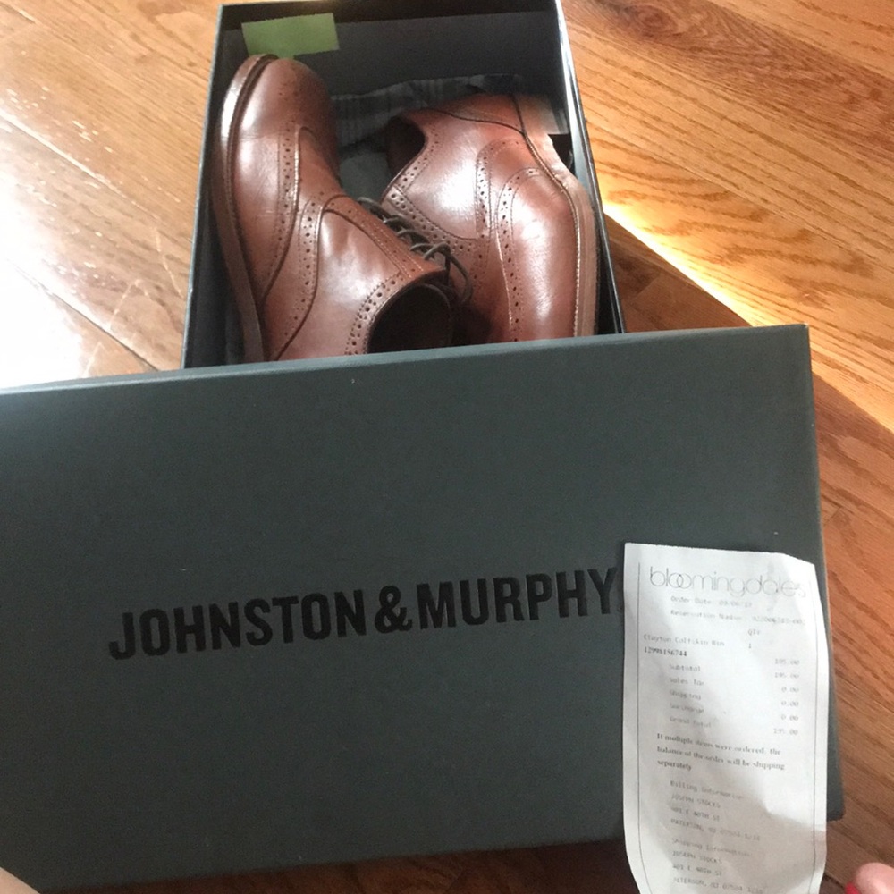 Johnston & Murphy oxford dress shoes